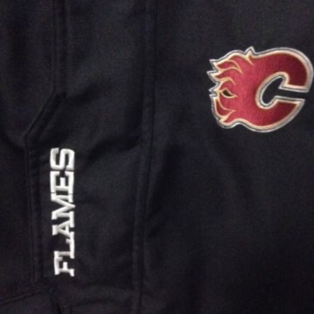 Calgary Flames Jacket - Picture 3 of 5